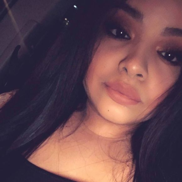 Meet your Posher, Vianey - Picture 1 of 1